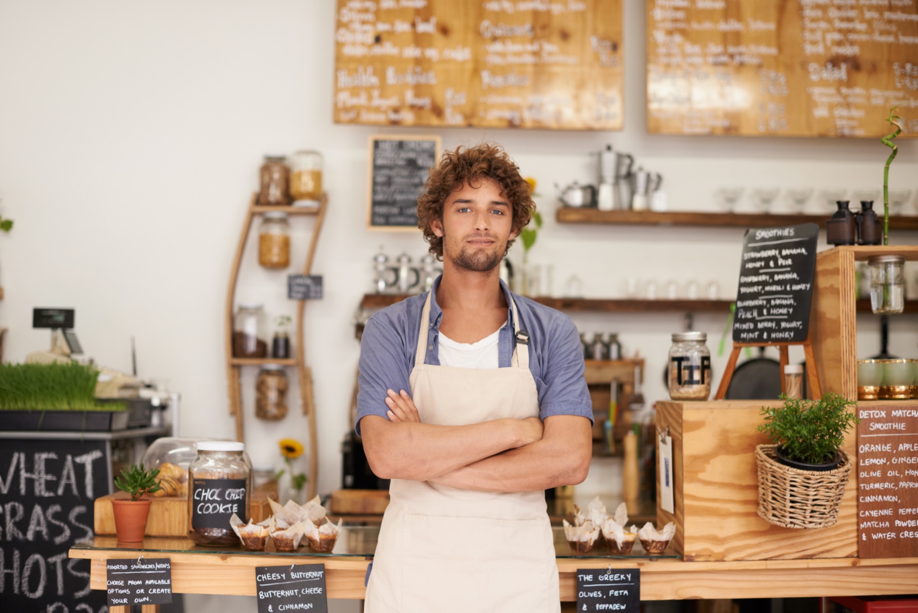 Commerçant indépendant dans son établissement